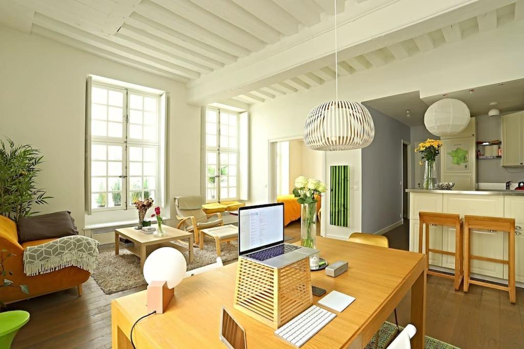 Luxurious In Le Marais Appartement Parijs
